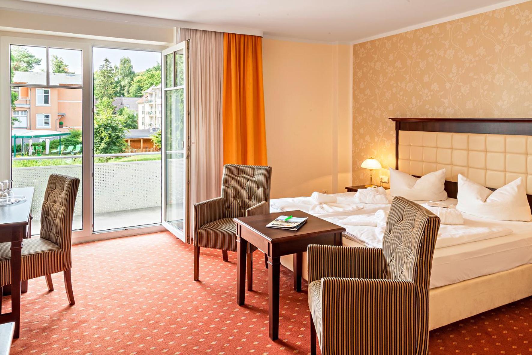 Ostseehotel Villen Im Park - Ein Rovell Hotel 제바트헤링스도르프 외부 사진