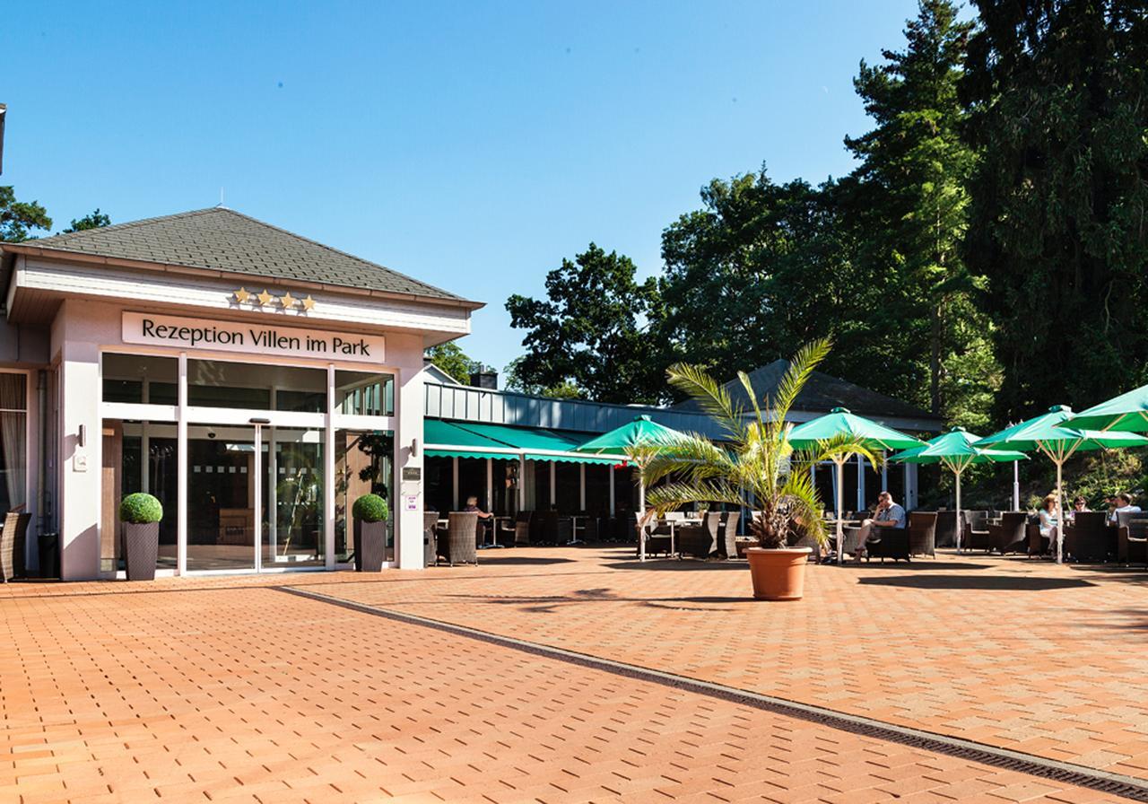 Ostseehotel Villen Im Park - Ein Rovell Hotel 제바트헤링스도르프 외부 사진